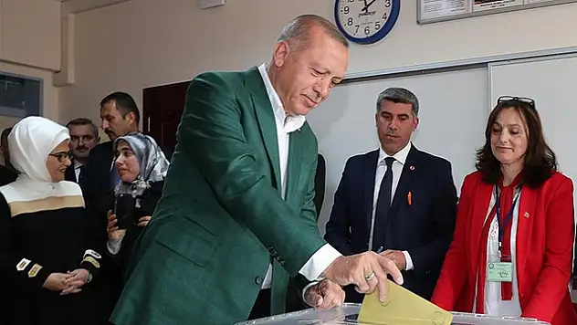 Liderler oylarını nerede kullanacak?