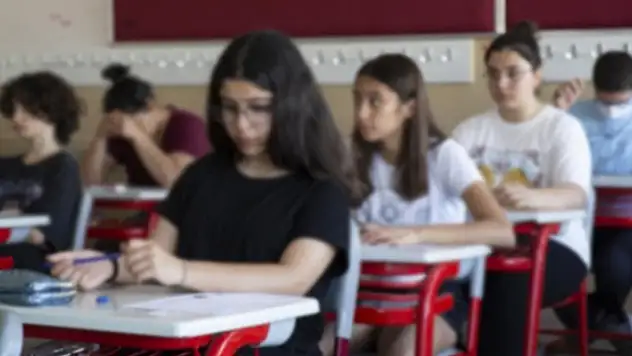 Liselerde yeni dönem! Ortalama kuralına son verildi, 6 dersi geçemeyen sınıfta kalacak
