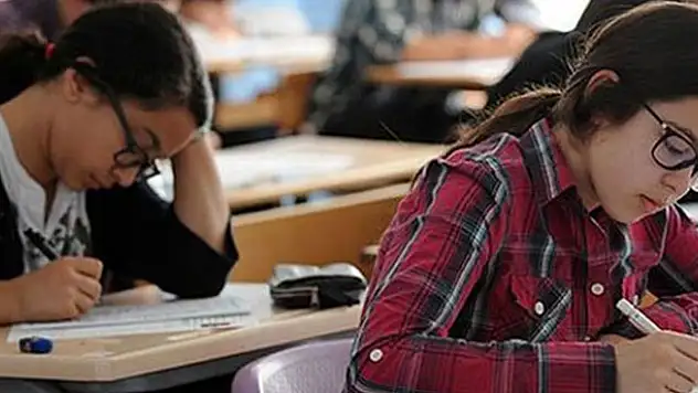 Liselere giriş için uzmanlar uyardı: Çalışmayı bırakmayın.