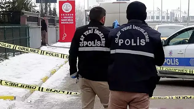 Liselilerin omuz atma kavgası! 1 öğrenci yaralandı
