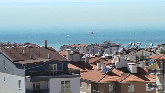 Lodos, Beyşehir Gölü yüzeyinin rengini değiştirdi