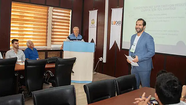 Lojistik sektörünün temsilcileri, Selçuk Üniversitesi'nde buluştu