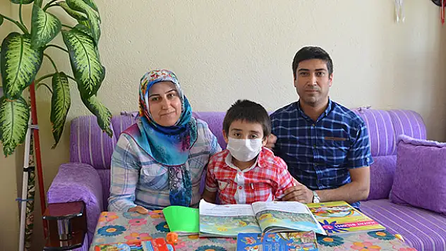 Lösemili İsa 'eve gelen öğretmen' olmak istiyor