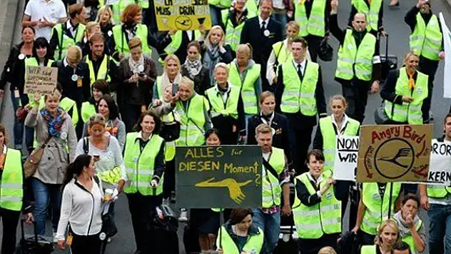 Lufthansa Yine Greve Gidiyor