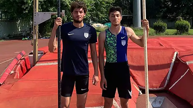 Lütfi Atalay ve Emre Kızıl 1. oldu 