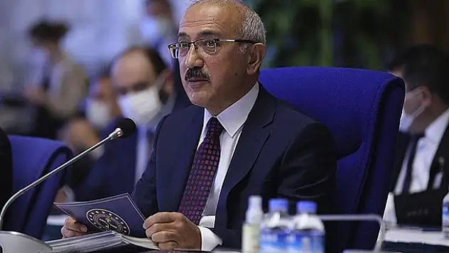 Lütfi Elvan'dan Merkez Bankası'na destek sözleri