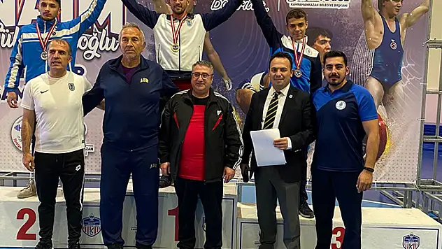 M. Tahir Serin Türkiye üçüncüsü
