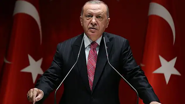 Maalesef kültürün taşıyıcısı olan dili ihmal ediyoruz