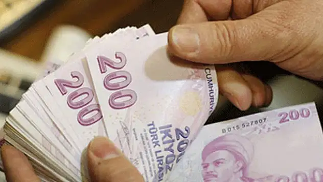 Maaşların ne kadar zamlanacağı belli oldu… Resmi gazetede yayımlandı