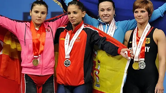 Madalya yağmuru
