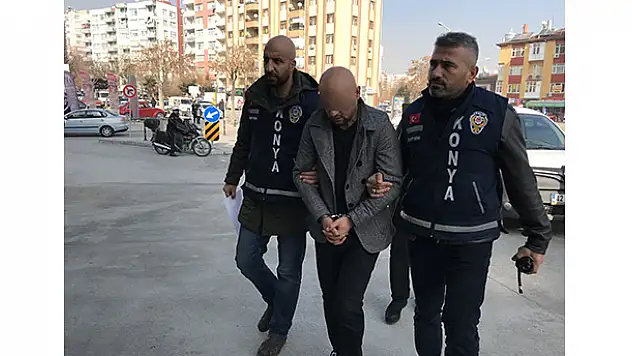 Mahkemede kaç bıçak darbesi vurduğunu hatırlamadı