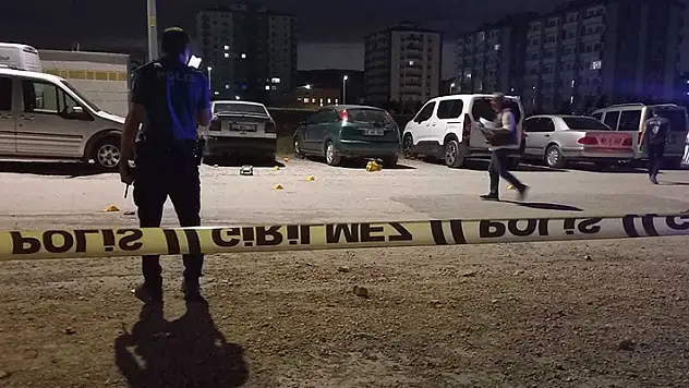 Malatya'da husumetli akrabalar arasında düğünde silahlı kavga baba öldü, oğlu yaralı
