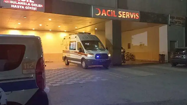 Malatya'da, minibüs kamyonete çarptı: 10 yaralı
