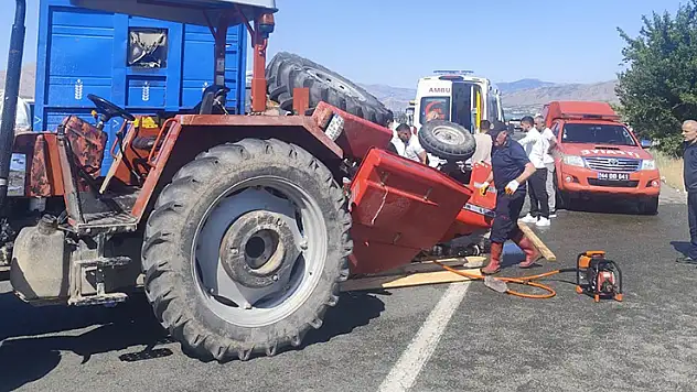 Malatya'da traktör tırla çarpıştı: 1 ölü