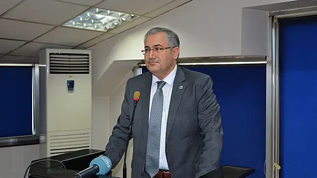 Mali müşavirlere gelir vergisi beyanında özellikli konular anlatıldı