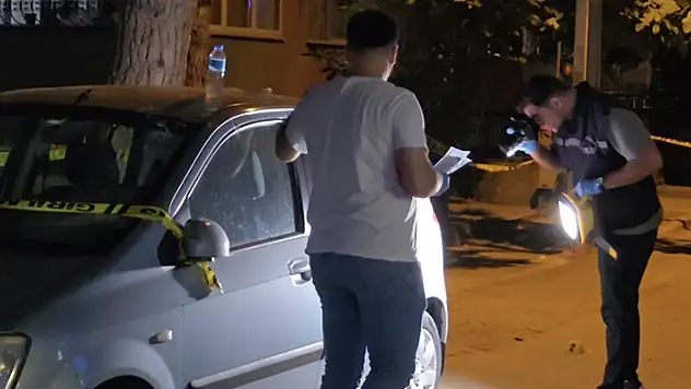 Maltepe'de iki grup arasında silahlı kavga: 3 yaralı
