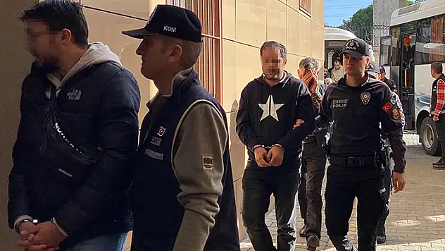 Malulen emeklilik için rüşvet alıp, usulsüz rapor hazırlamışlar 10 tutuklama

