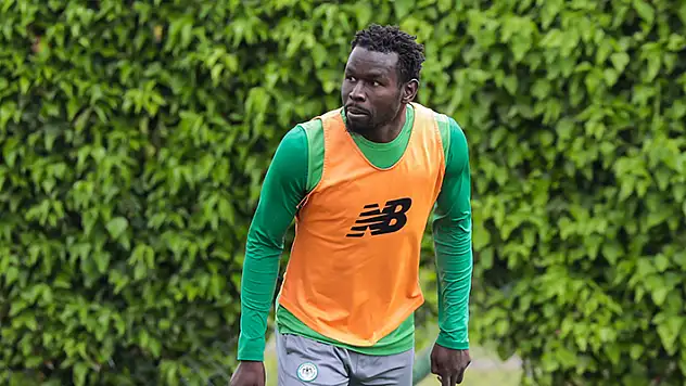 Mame Diouf Göztepe'ye yakın