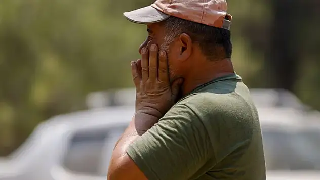 Manavgat'ta orman işçisinin telsiz anonsu ağlattı: Son dakikaya kadar ayrılmayacağım
