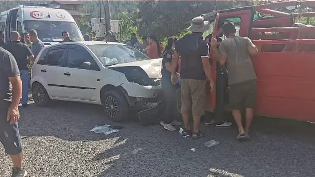 Manavgat'ta safari kazası:3 yaralı
