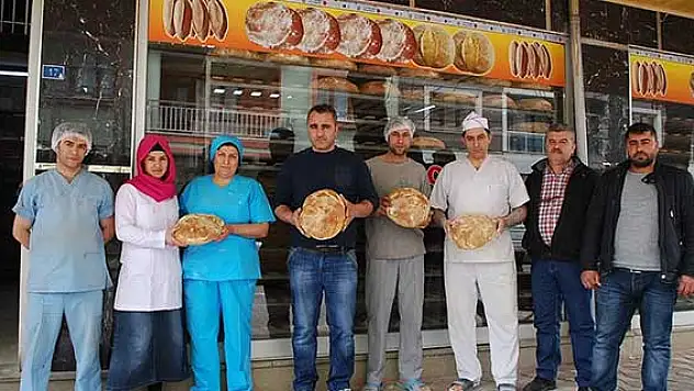 Manisa'da ekmeğe hayvan yemi karıştırılması