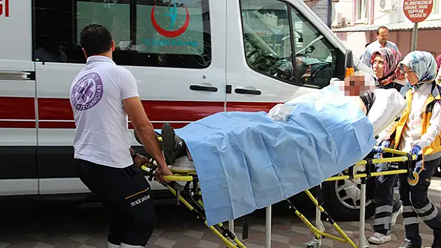 Manisa'da iki aile miras yüzünden birbirine girdi