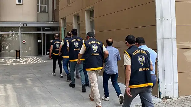 Manisa'da 1 kişinin öldüğü aile kavgasında 2 kişi tutuklandı

