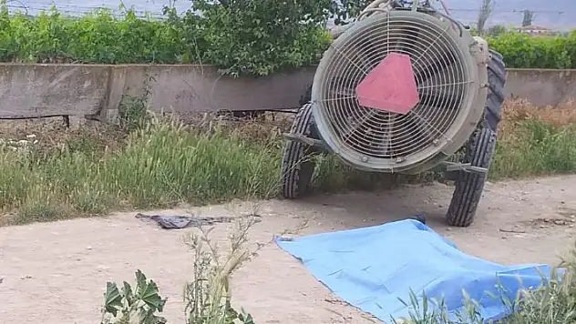 Manisa'da bir kişi traktörün yanında ölü olarak bulundu
