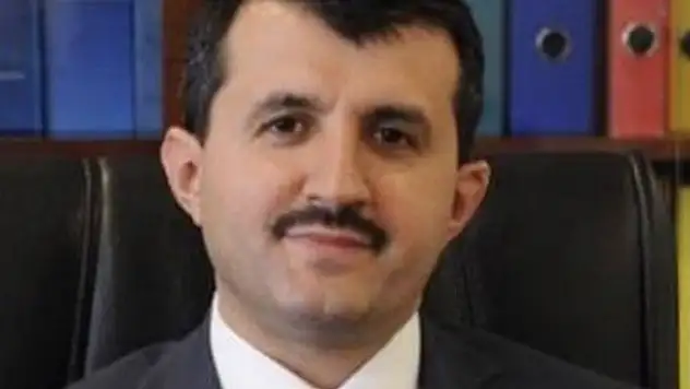Mansur Yavaş, Fen İşleri Daire Başkanının da istifasını aldı