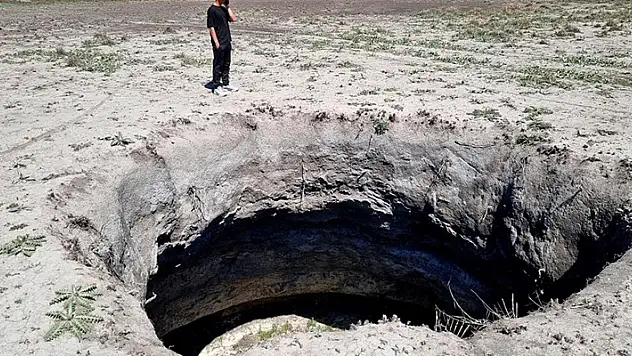 Mantar arayan gençler buldu! Konya'nın ardından Aksaray'da da obruk oluşmaya başladı
