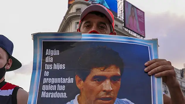 Maradona'nın ölüm nedeni belli oldu