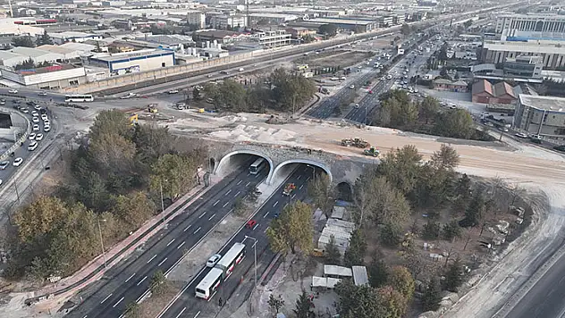 Marangozlar Kavşağı'nın alt kısmı trafiğe açıldı