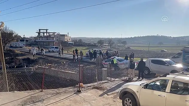 Mardin'de minibüs devrildi, 6 kişi öldü, 5 kişi yaralandı
