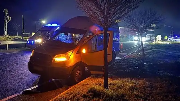 Mardin'de tır ile öğrenci servisi çarpıştı: 7 yaralı
