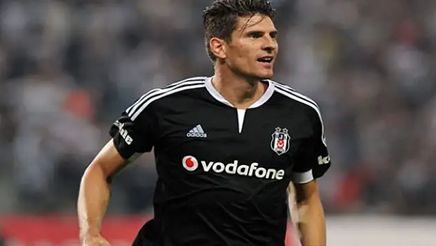 Mario Gomez'den transfer iddialarına yanıt