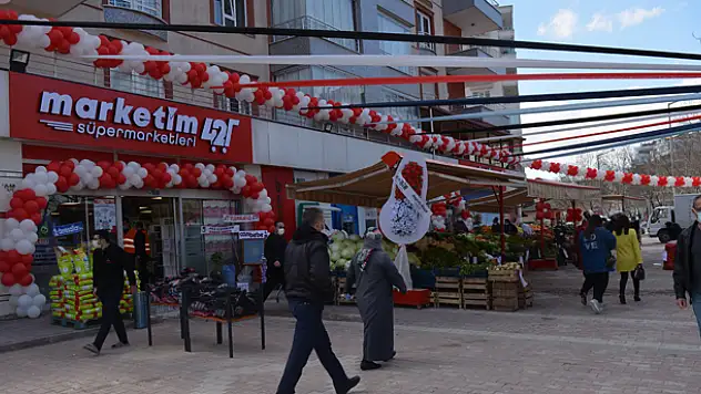 Marketim 42'nin 8. Şubesi  Ahmet Özcan Caddesinde açıldı