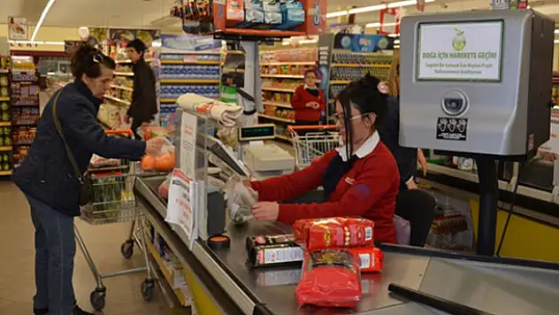 Marketlerde fiyatlar gıdım gıdım iniyor!