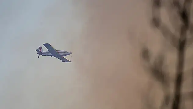 Marmaris'teki yangına 20 helikopter ve 14 uçakla müdahale ediliyor