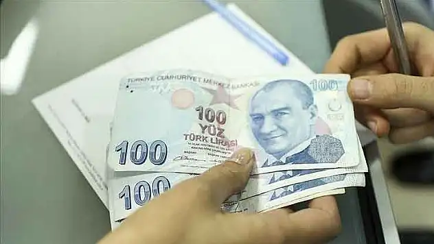 Mart ayı yaşlı ve engelli aylıkları hesaplara yatırılmaya başlandı