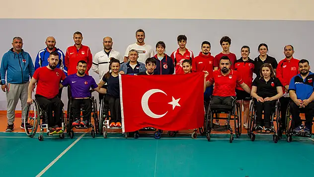 Masa Tenisi Takımı Fransa'da yarışacak 