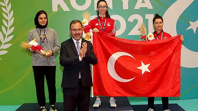Masa tenisinde Özge Yılmaz şampiyon
