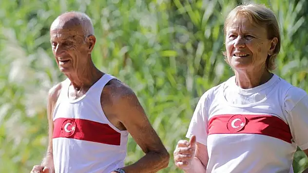 Master milli atlet Şensoy çifti başarılarıyla örnek oluyor
