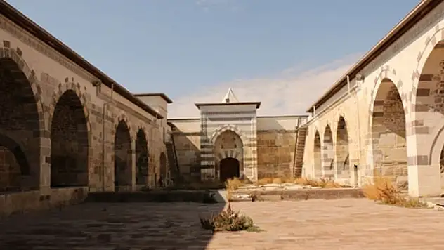 MasterChef'in yeni bölümü Konya'da çekildi! Çekimler Zazadin Hanı'nda yapıldı