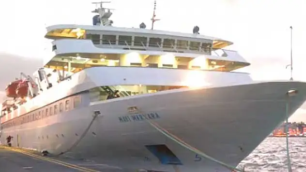 Mavi Marmara gemisi Çanakkale yolunda