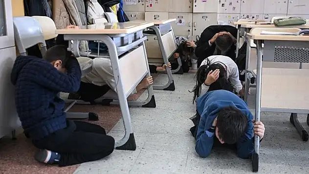 MEB afetlere karşı okullarda eş zamanlı tatbikat uygulayacak