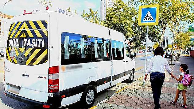 MEB'den okul servis araçlarında '15 dakika kuralı'
