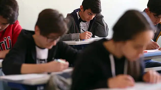MEB'den ortak sınavlara ilişkin yeni açıklama! Sorular böyle olacak
