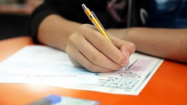 MEB, ortak sınav tarihlerini güncelledi! İşte yeni sınav takvimi iki hafta sürecek
