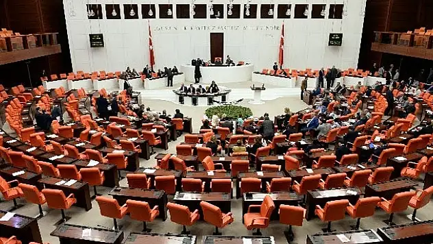 Meclis bugün açılıyor
