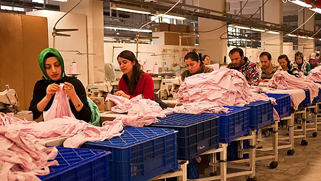 Meclis esnek çalışma tasarısını kabul etti